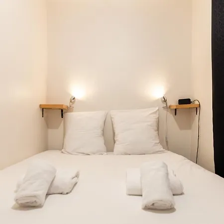 La Parenthese Appartement Familial - Centre-Ville - Calme - Wifi - T2 Vannes Exterior photo